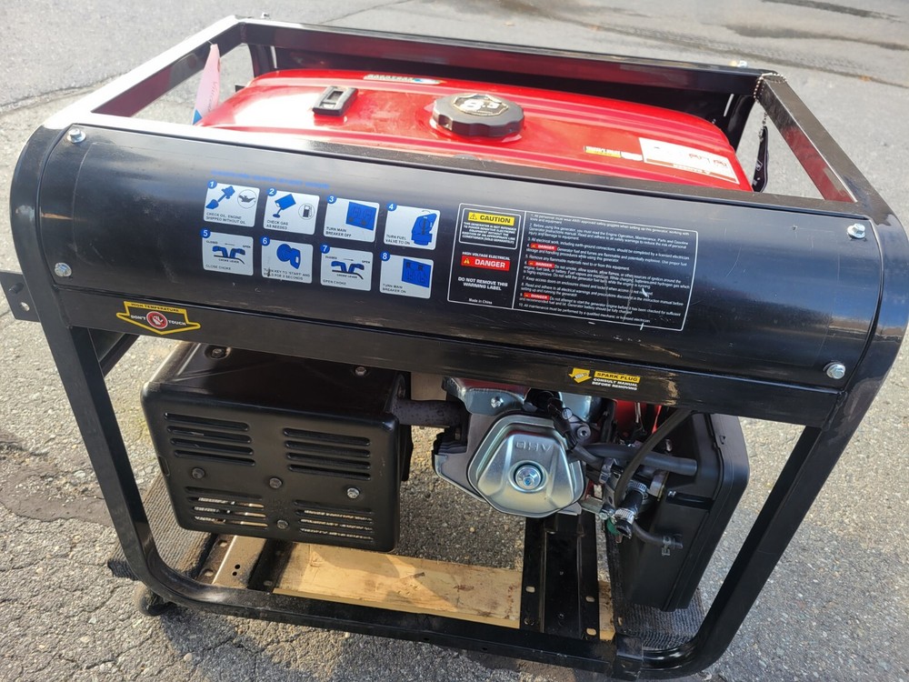 *READ* LOCAL PICKUP ONLY! DUROMAX 8,000-Watt Gas Powered DS10000E Generator