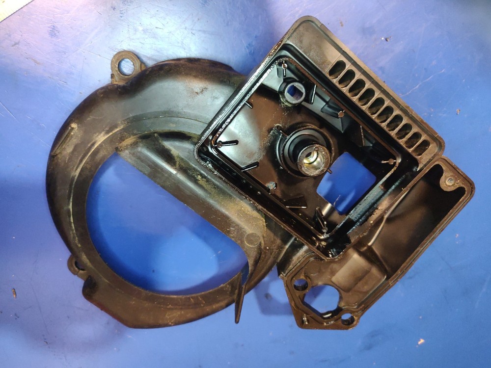 19611-892-000 fan cover honda generator em500