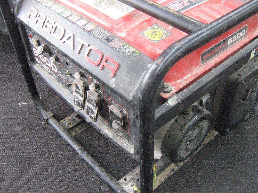 Predator 6500-5500 Gas Generator 301 cc Engine 120V Output tested nice local pic