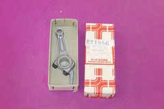 NOS Yanmar McCulloch Power Pro 600E Generator Connecting Rod Assy. Mac# 221956