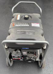 Briggs & Stratton portable generator 5550 Watts/8250 Starting Watts
