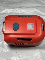 NEW Power Inverter Generator UIN01-MIL For Milwaukee M18 150W/1.25A 120V/AC