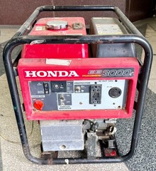 Honda EB3000c Industrial-Grade Gas-Powered Generator (Pick Up Only) For Parts