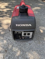 Honda EU2000i Portable Inverter Generator Tested Working