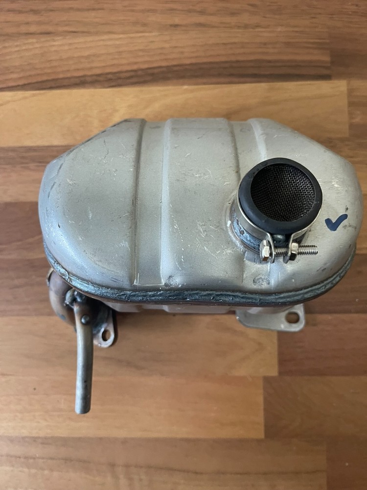 Ryobi 2300W Gasoline Digital Inverter Generator Muffler great condition