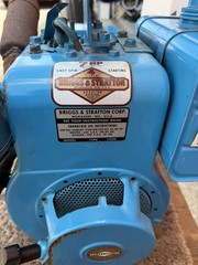 Vintage 2600W Generator – Briggs & Stratton 170412/ Generac (Untested, As-Is)