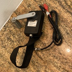 Technical Data 30w 15 V DC 0-3A Hand Crank Generator XQ30W-01