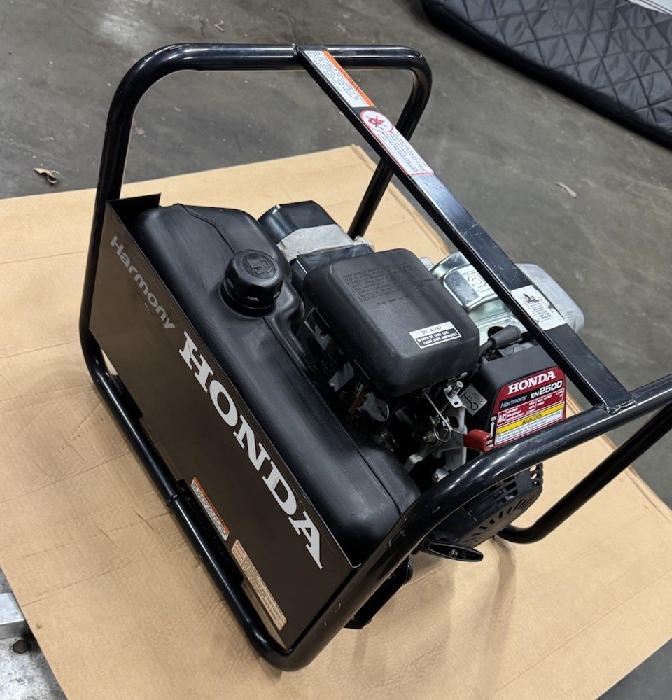 honda harmony Gas generator EN2500 Less Than 10 Hours Run Time