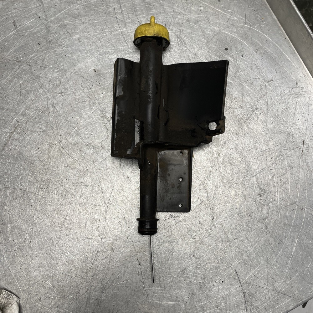OEM USED BRIGGS DIPSTICK OIL TUBE ASSEMBLY 790442 699908