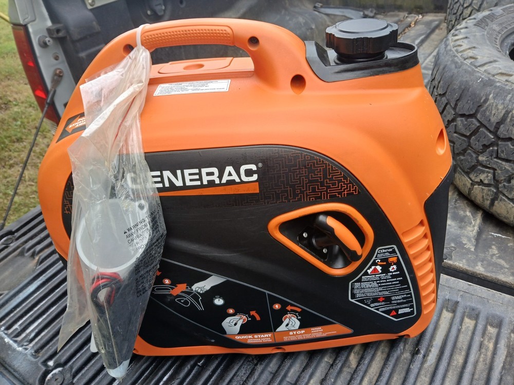 Generac 8250 GP2500i Quiet Inverter Generator 2500W 120V 49-State