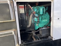 100kw Cummins C100D6R Mobile Diesel Generator (New Cummins Engine) – E150830816