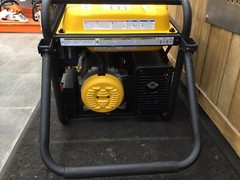 FIRMAN Tri Fuel 8000W Portable Generator Electric Start 120/240V with CO ALERT