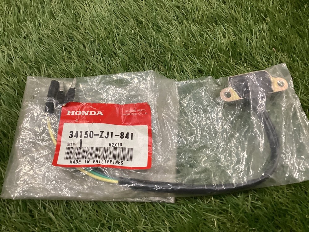 Honda oil alert unit OEM 34150-ZJ1-841
