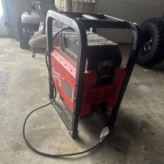 Milwaukee MXF002-2XC Carry-On Portable Battery Generator 3600W Home/Jobsite