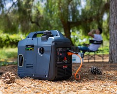 A-iPower SUA1500i 1500 Watt Portable Inverter Generator Gas Powered Quiet EPA