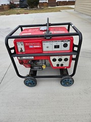 Honda eb5000x generator Red, Industrial Grade, Low Hours and well maintained