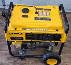 DEWALT DXGNR6500 6500W Gas Portable Generator CO Protect Local Pickup Only
