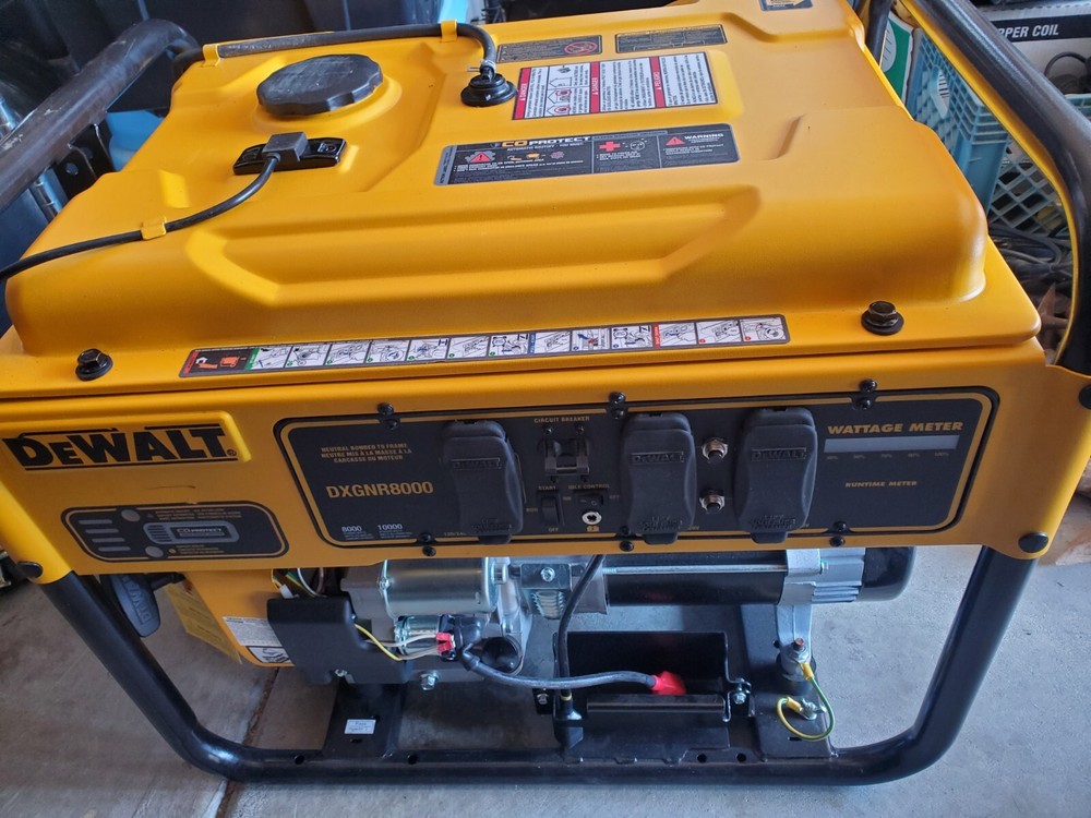 DeWalt DXGNR8000 8000W Generator, elect start, LOCAL, no handle, batt, tire,feet