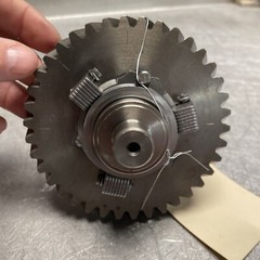 OEM GOOD USED WISCONSIN ROBIN WI-390 8000482 CAMSHAFT 2243170101