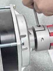 10KW Permanent Magnet Generator 220V Low Speeds 3 Phase With DC Motor