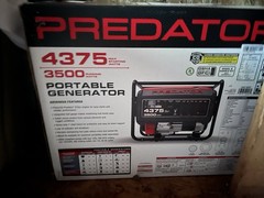 Predator 4375W/3500W Gas Portable Generator 120/240V 4gal CO Shutdown