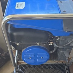 Yamaha EF3800 Portable Power Generator 120V/240V 5+ gal Blue Metal