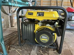 Champion 40008 1500W/1200W Gas Portable Generator 120V Portable Yellow/Black