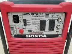 Honda EB2800i 2,800 Watt Industrial Full GFCI Protection Inverter Generator