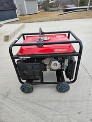 Honda eb5000x generator Red, Industrial Grade, Low Hours and well maintained