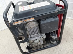 Honda EB2800i 2,800 Watt Industrial Full GFCI Protection Inverter Generator