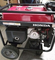 Honda Model: EM6500SX Powerful 6500W 120/240V Industrial Generator