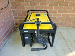 DuroStar DS4000S 4000W 7 HP Air Cooled Gas Engine Portable Generator