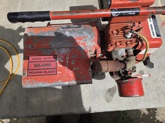 Sears Power Plant 1800W Portable Gasoline Generator 0.75 gal Red/Black