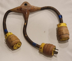 Heavy-duty TORNEX industrial twist-lock Y-splitter 125/250 Volt 20Amp