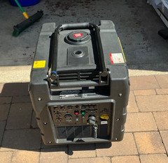 Powerhouse PH3100Ri Inverter Generator
