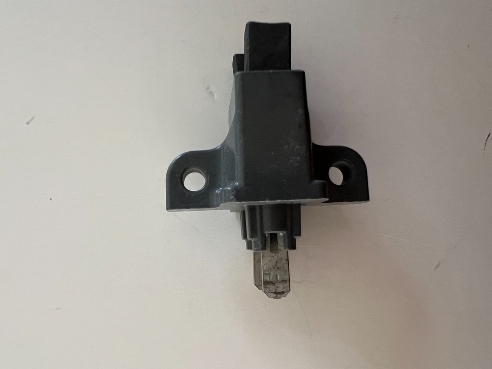 GENERAC 0J8415 2 POSITION BRUSH HOLDER