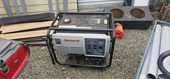 Honeywell 7000 Portable Power Generator Black Metal