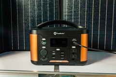 NEW in BOX -Southwire Elite 500 Series with Solar Panel Bundle -FAST SHIPPING!