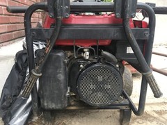 Honda EB5000X 120/240V 5000W 6.2 gal Portable Generator Used