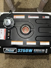 Pulsar PG3250 Portable Gasoline Generator 3250W 120V Home Backup AC/DC