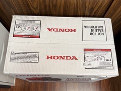 Honda EU2200i 2200W Portable Inverter Generator Bluetooth Brand New